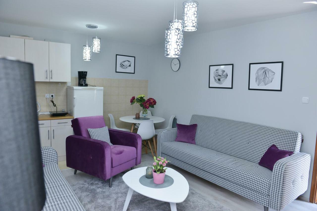 Apartman Filip Novi Pazar Eksteriør billede