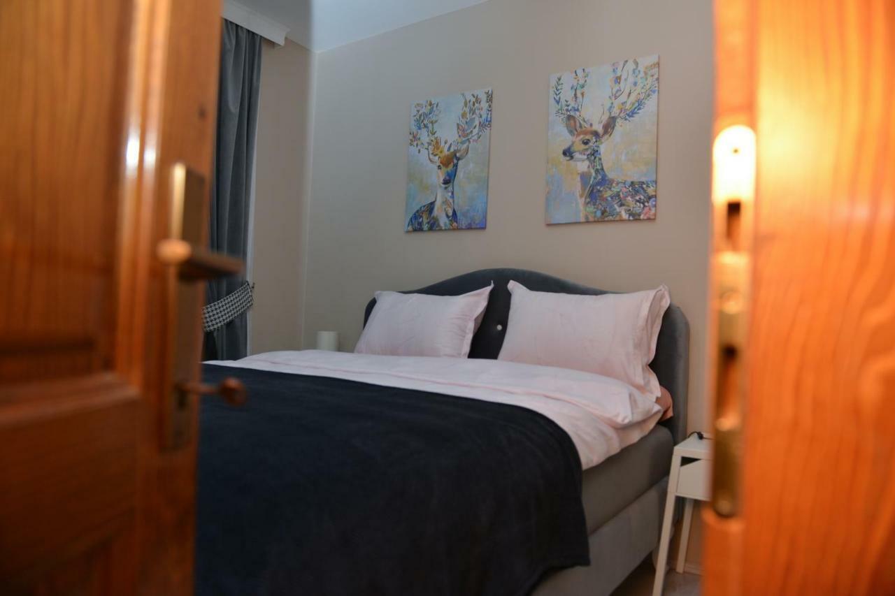 Apartman Filip Novi Pazar Eksteriør billede